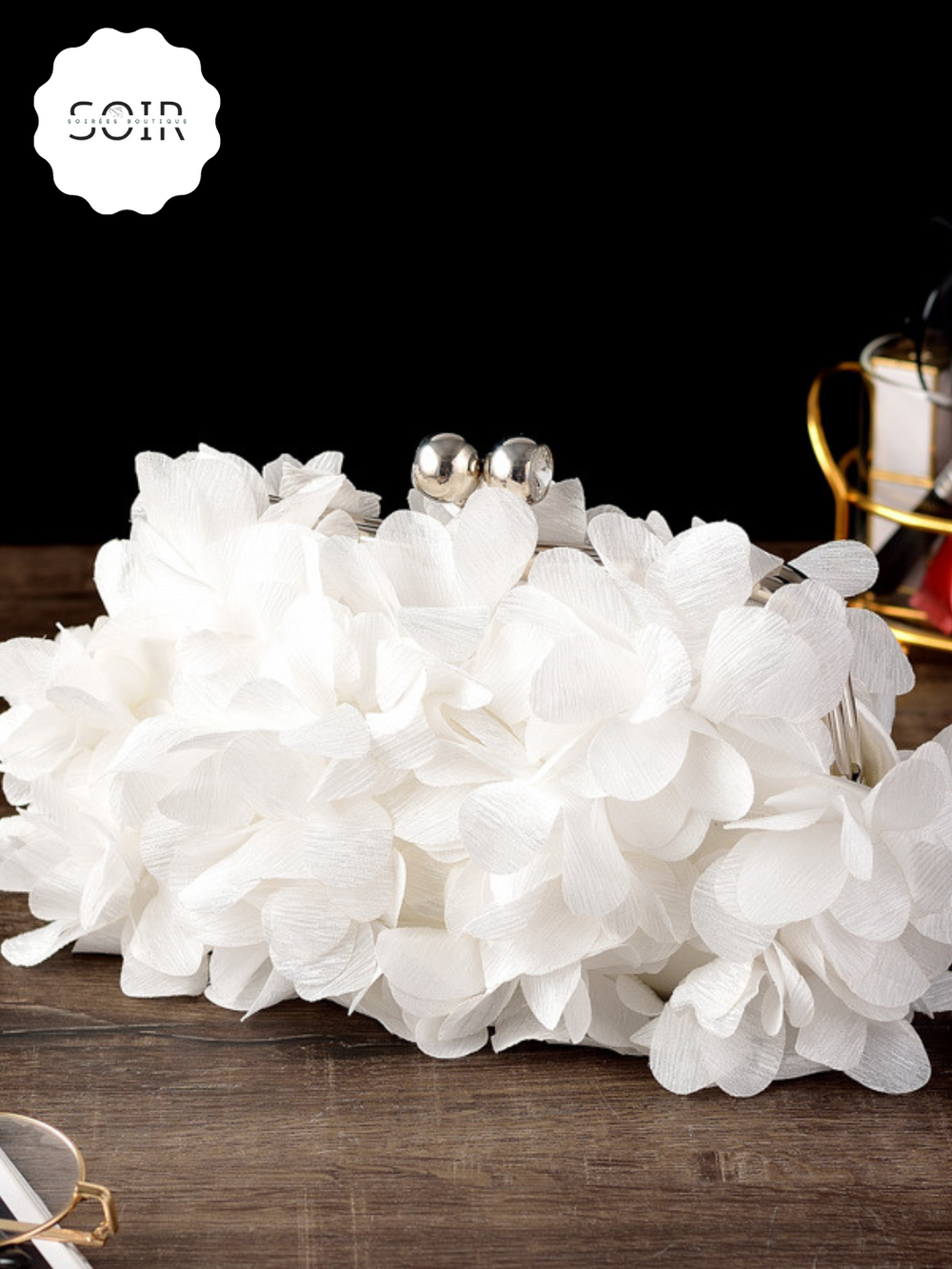 Petal Perfection 3D Floral Clutch - Soirées Boutique