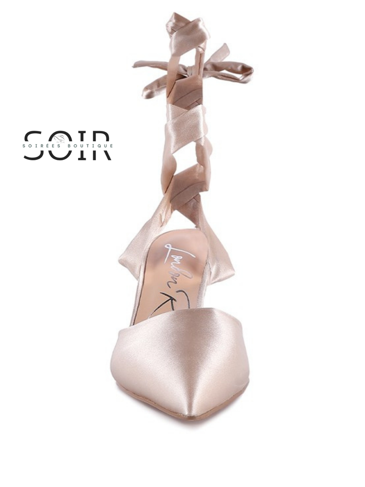 Pirouette à Minuit Satin Pointed Heels