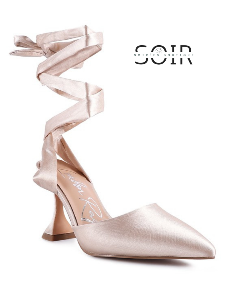 Pirouette à Minuit Satin Pointed Heels