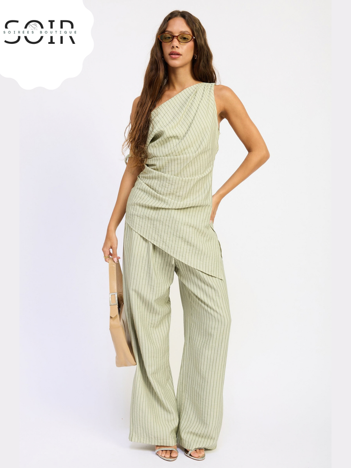 The Long Game | Women’s Wide-Leg Pinstripe Pants